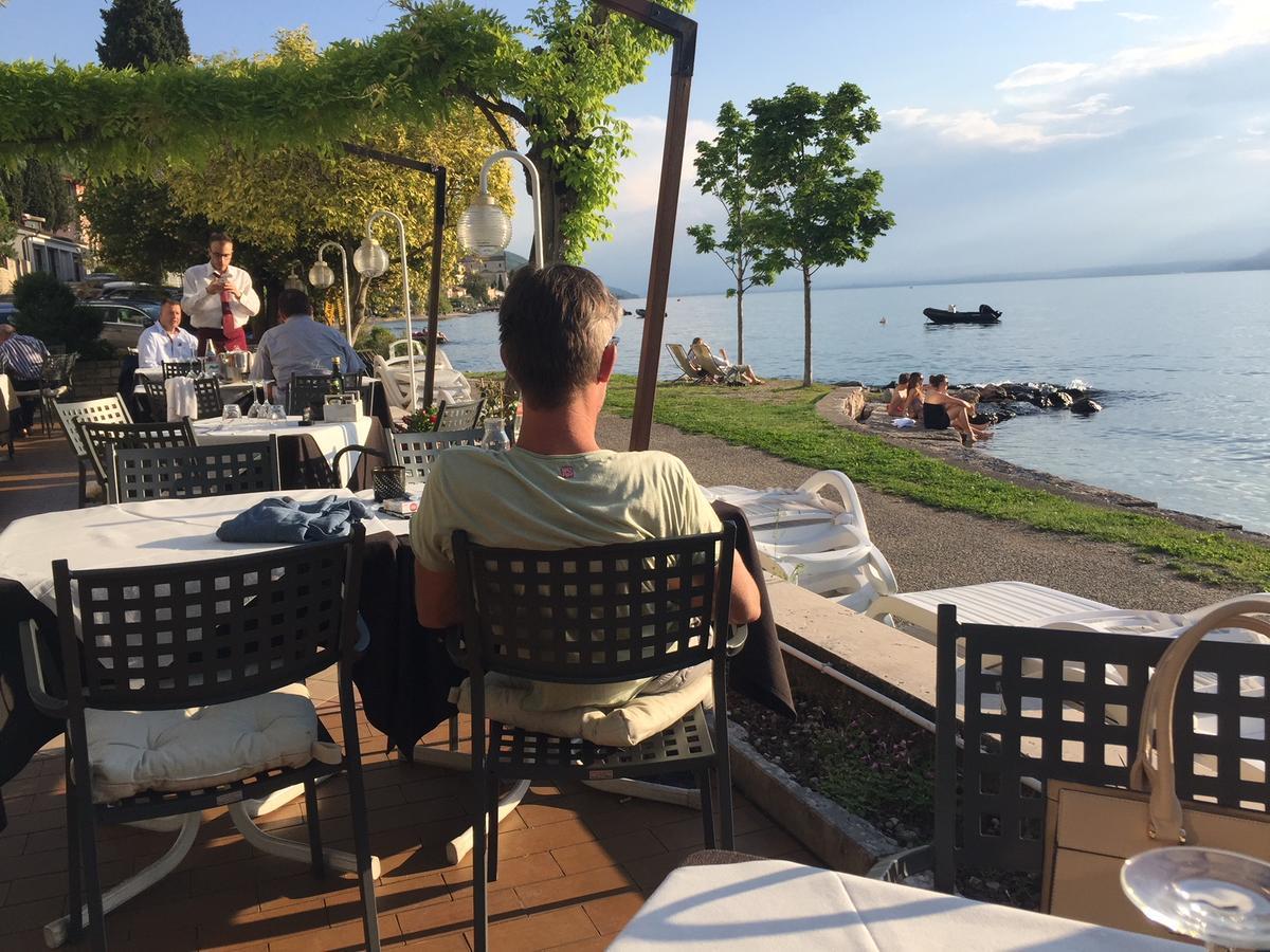 Piccolo Hotel Direkt Am See เบรนโซเน ซูล การ์ดา ภายนอก รูปภาพ